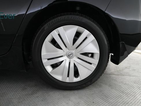 Used 2025 Nissan Leaf S FWD image 9