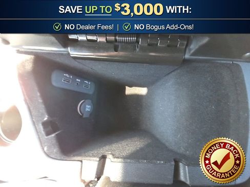 Used 2023 Dodge Challenger R/T RWD image 29