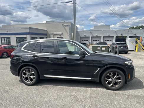 Used 2022 BMW X3 xDrive30i w/ Premium Package 2 AWD/4WD image 6