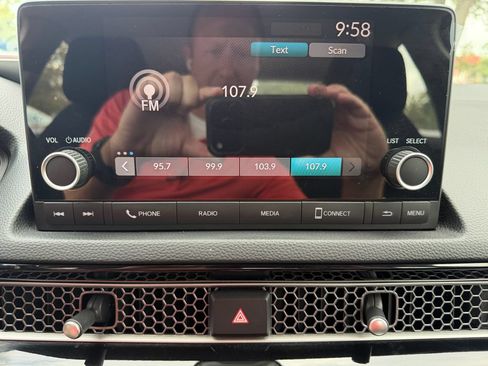 Used 2022 Honda Civic LX image 24