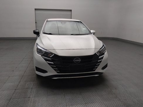 Used 2024 Nissan Versa SV FWD image 14
