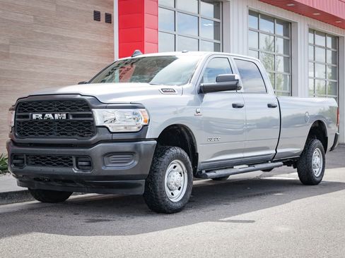 Used 2022 RAM 2500 Tradesman w/ Cold Weather Group AWD/4WD image 8
