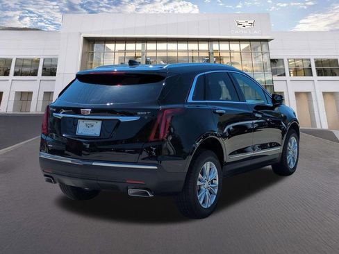 New 2026 Cadillac XT5 Luxury AWD/4WD image 3