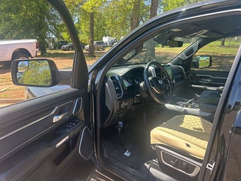 Used 2023 RAM 1500 Laramie image 11