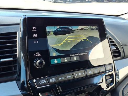 Certified 2024 Honda Odyssey Sport image 18