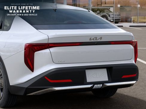 New 2026 Kia K4 FWD image 14