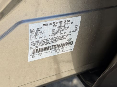 Used 2023 Lincoln Nautilus Reserve w/ Equipment Group 202A image 33