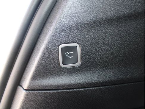 New 2026 Chrysler Pacifica Select image 25