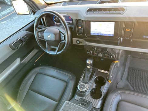 Used 2021 Ford Bronco Badlands w/ Sasquatch Package image 11