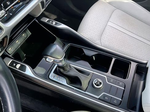 Used 2021 Kia Sorento S w/ Panoramic Sunroof Package image 15