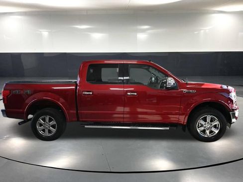 Used 2019 Ford F150 Lariat w/ Equipment Group 502A Luxury AWD/4WD image 4