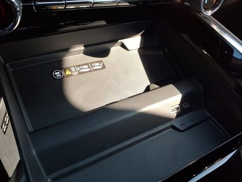 New 2026 Chevrolet Tahoe High Country w/ Sun And Tow Package image 31