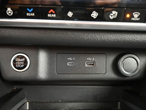 Used 2023 Nissan Rogue SL w/ SL Premium Package image 33