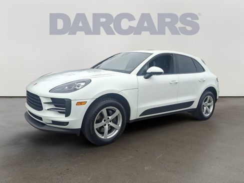 Used 2021 Porsche Macan image 3