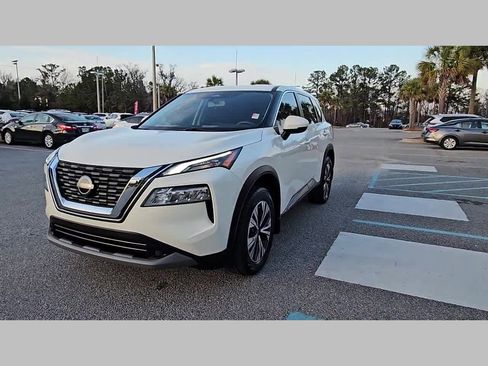 Used 2023 Nissan Rogue SV image 21