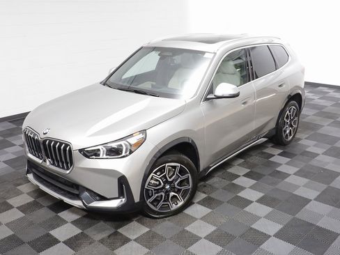Certified 2023 BMW X1 xDrive28i w/ Premium Package image 2