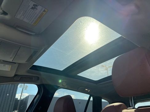 Certified 2025 MAZDA CX-50 AWD 2.5 Turbo w/ Premium Pkg image 24