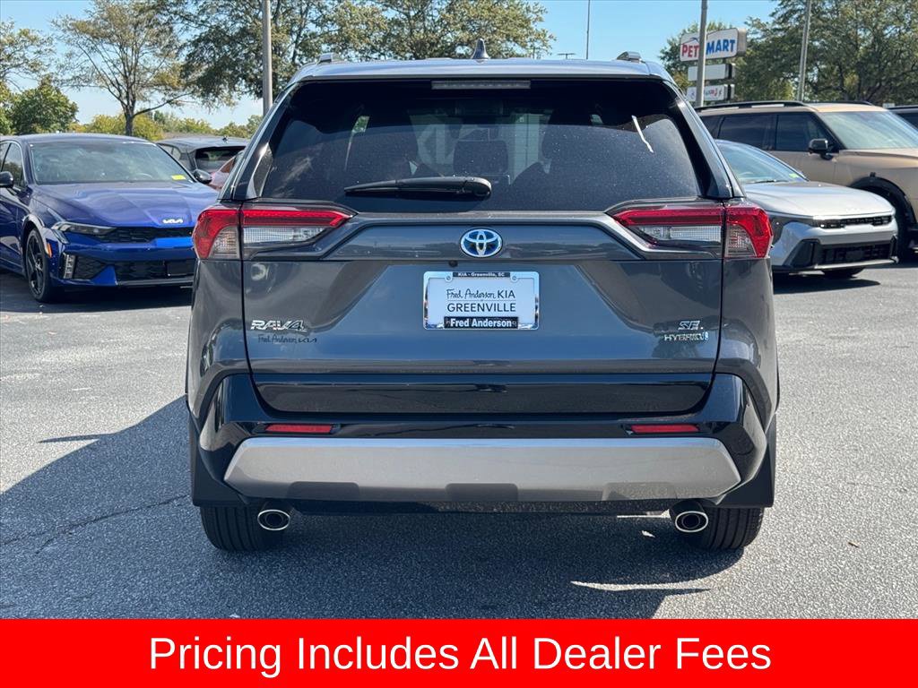 Used 2024 Toyota RAV4 SE AWD/4WD image 4