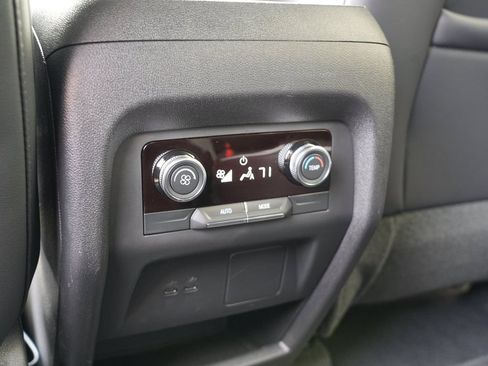 Certified 2026 Buick Enclave Sport Touring AWD/4WD image 27