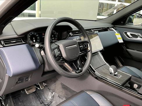 New 2026 Land Rover Range Rover Velar Dynamic SE AWD/4WD image 6