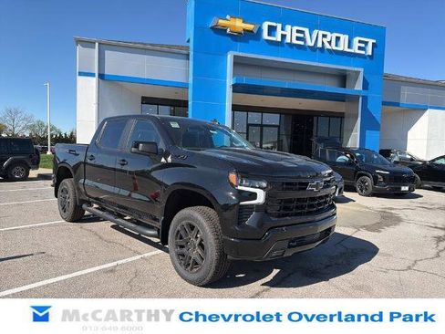 New 2026 Chevrolet Silverado 1500 LT Trail Boss w/ Dark Appearance Package AWD/4WD image 1