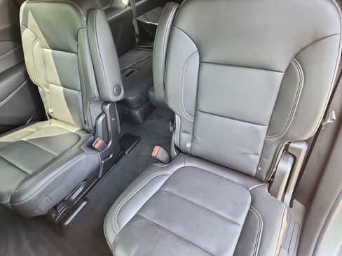 Used 2023 Chevrolet Traverse LT w/ LPO, Floor Liner Package AWD/4WD image 25