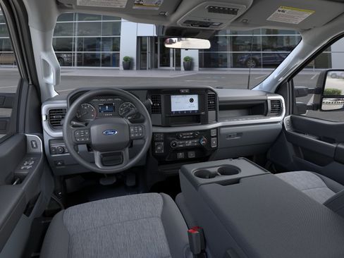 New 2026 Ford F250 XL AWD/4WD image 9
