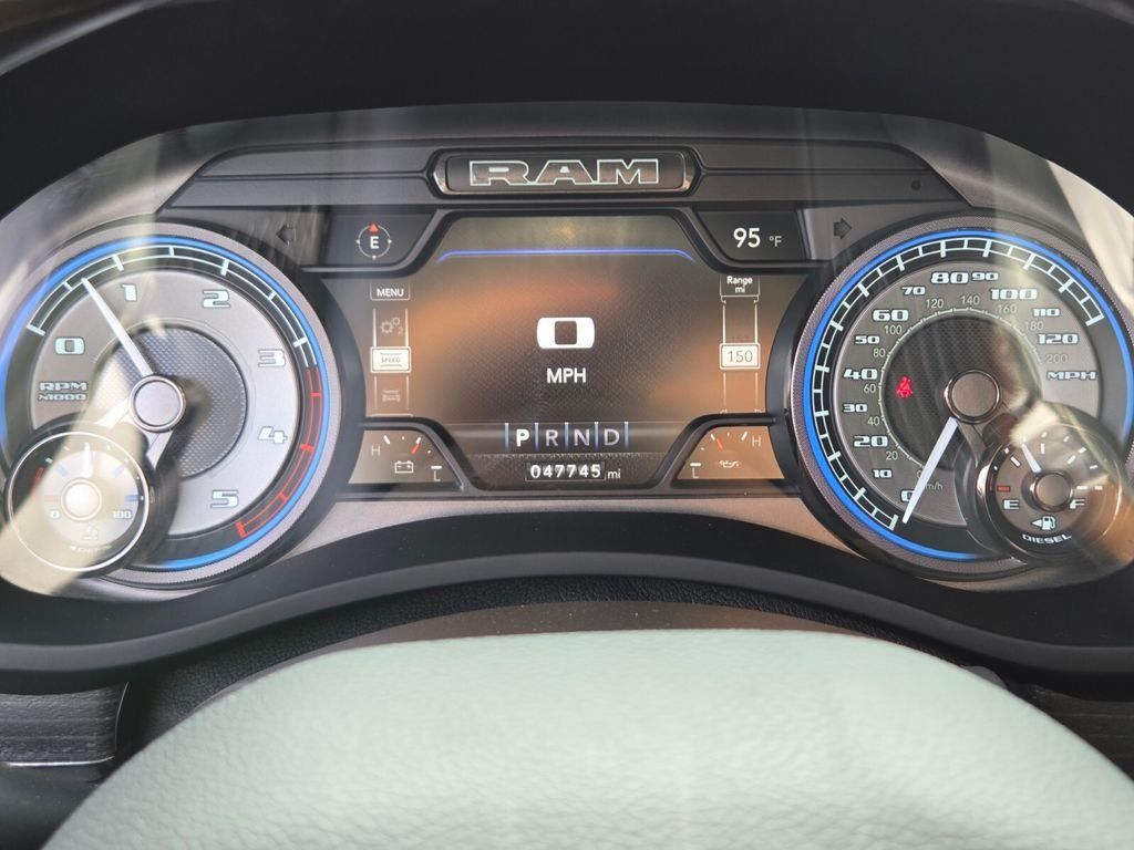 Used 2022 RAM 3500 Limited AWD/4WD image 27