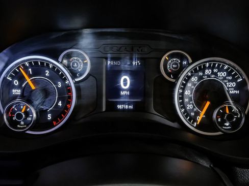Used 2019 RAM 2500 Big Horn AWD/4WD image 18