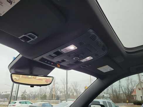 Used 2023 Cadillac Escalade Sport image 30