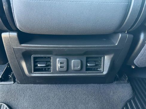 Used 2021 GMC Sierra 1500 Elevation image 33