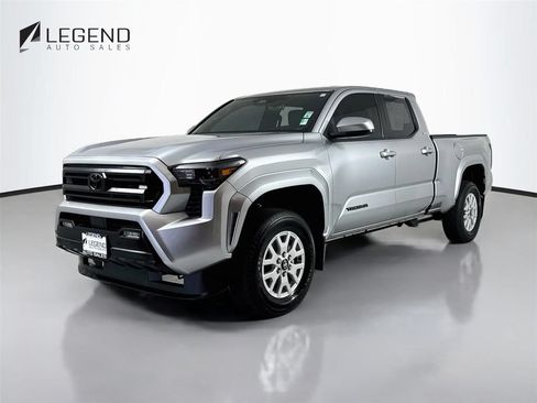 Used 2024 Toyota Tacoma SR5 AWD/4WD image 1