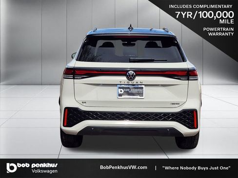 New 2026 Volkswagen Tiguan SE R-Line AWD/4WD image 26