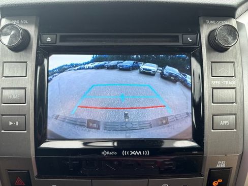 Used 2018 Toyota Tundra SR5 AWD/4WD image 22