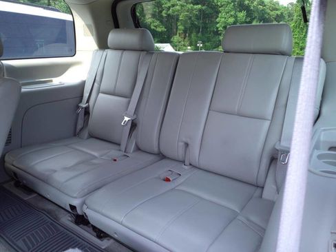 Used 2014 Chevrolet Tahoe LT image 6