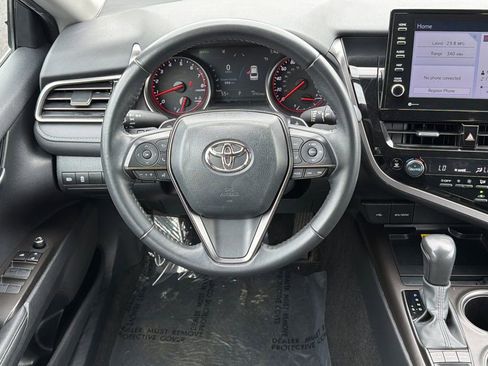 Used 2024 Toyota Camry XSE FWD image 11