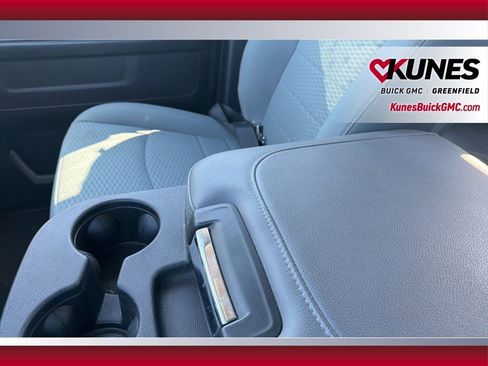 Used 2018 RAM 1500 Express image 29