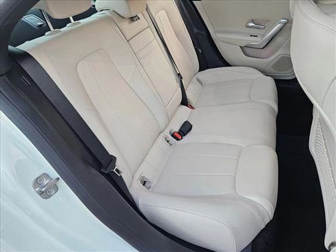 Used 2024 Mercedes-Benz CLA 250 image 17