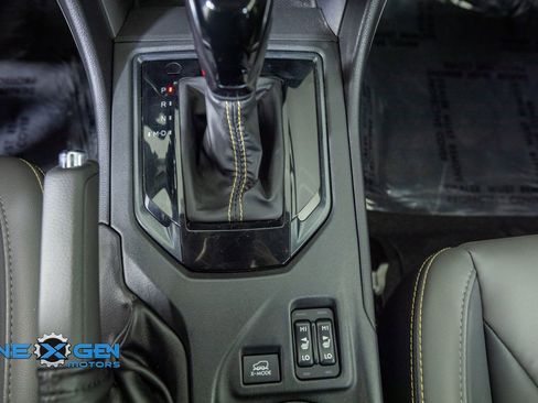 Used 2022 Subaru Crosstrek 2.5i Sport AWD/4WD image 20