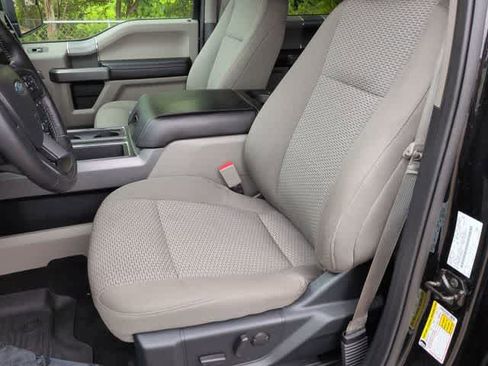 Used 2020 Ford F150 XLT w/ Equipment Group 302A Luxury AWD/4WD image 16