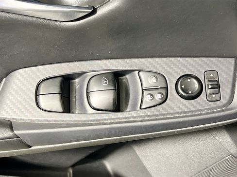 Used 2024 Nissan Sentra SV FWD image 16