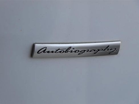 Used 2015 Land Rover Range Rover Autobiography AWD/4WD image 18