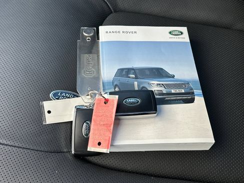 Used 2021 Land Rover Range Rover P525 Westminster Edition AWD/4WD image 10