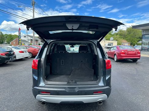 Used 2019 GMC Acadia SLE w/ Driver Alert Package I image 5