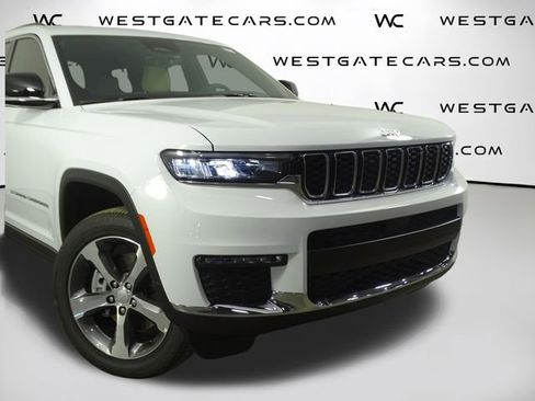 Used 2025 Jeep Grand Cherokee L Limited image 52