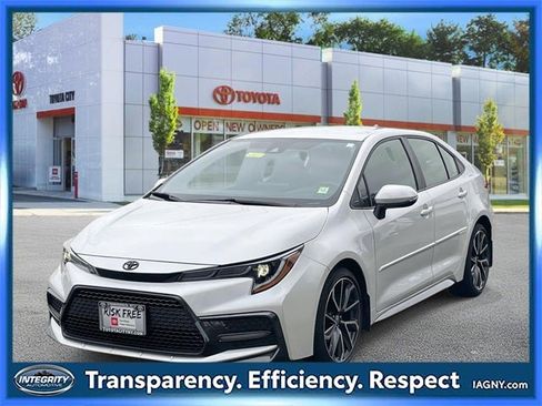 Used 2022 Toyota Corolla SE w/ Body Protection Package (TMS) image 4