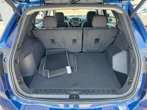 Used 2023 Chevrolet Equinox LT FWD image 23