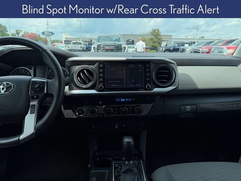 Used 2023 Toyota Tacoma SR5 w/ Technology Package AWD/4WD image 17