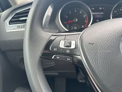 Used 2020 Volkswagen Tiguan S FWD image 20