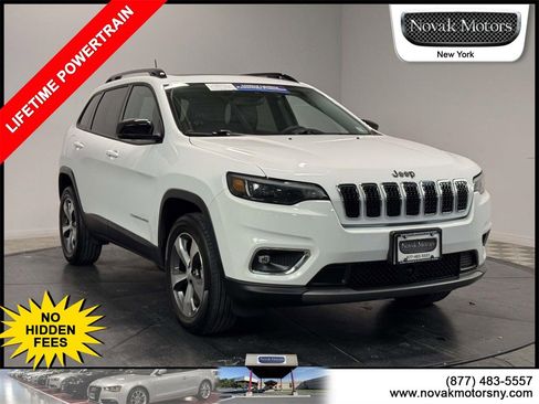 Used 2022 Jeep Cherokee Limited image 1